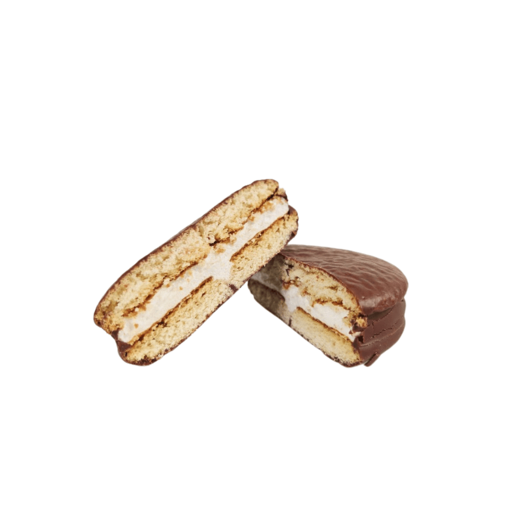 The inside of a Choco Pie with marshmallow filled in the middle surrounded by cake covered in chocolate.