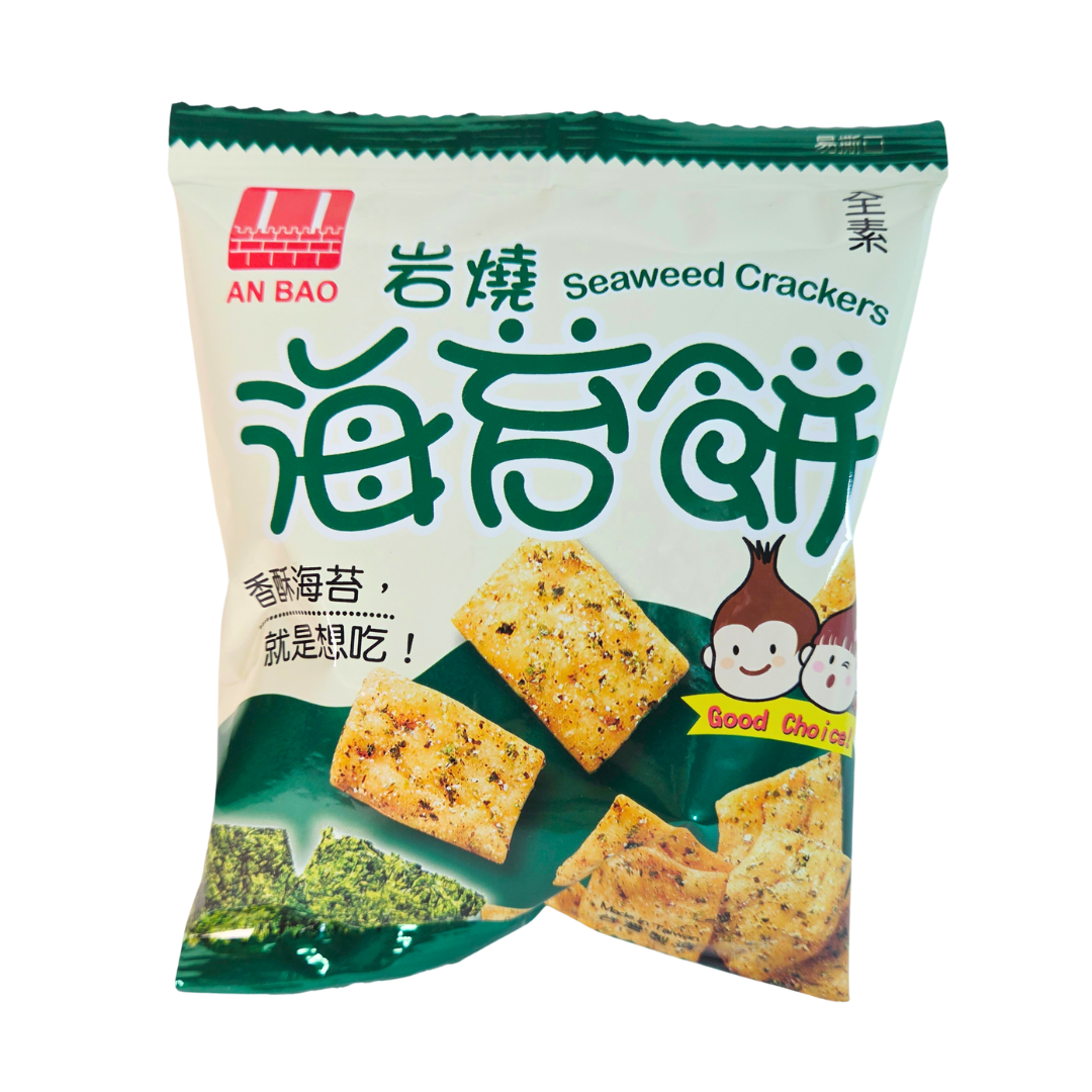 Packaging of Seaweed Crackers with images of crackers and text on a green background